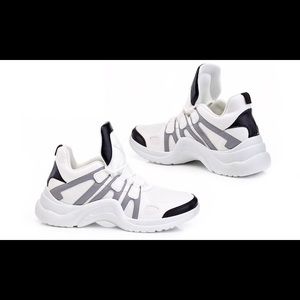 Henry Ferrera Lace Up Porfolio Sneakers